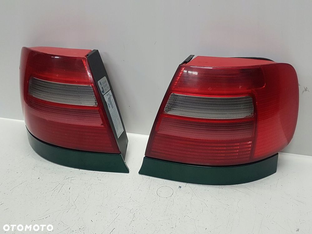 AUDI A4 B5 SEDAN LAMPA PRAWA TYŁ TYLNA EUROPA - 5