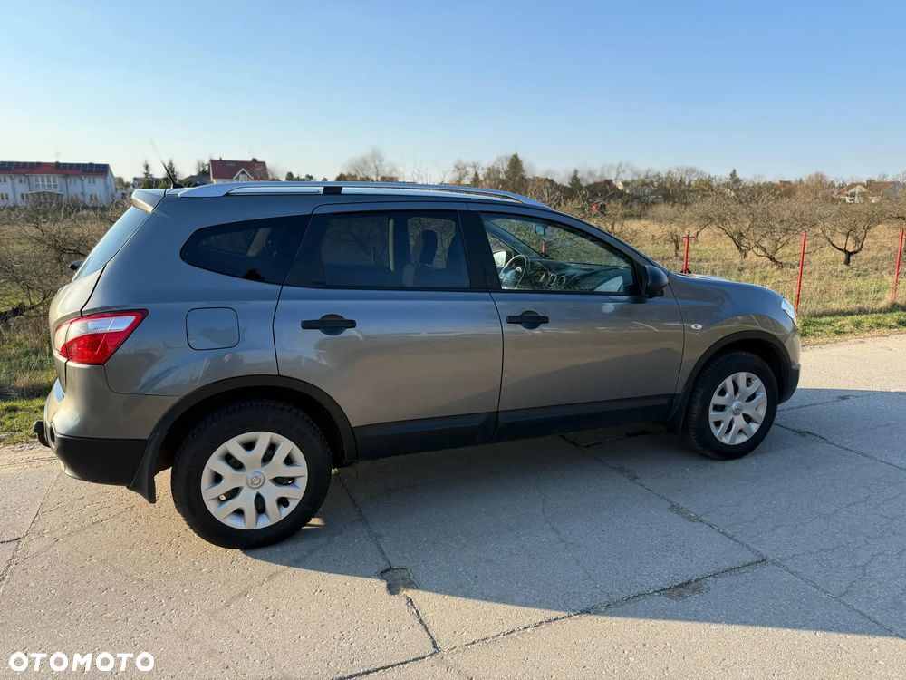 Nissan Qashqai+2 - 30