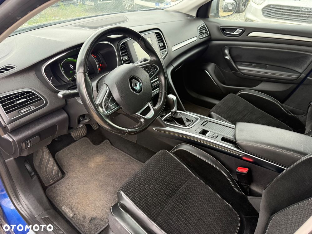 Renault Megane 1.5 dCi GT Line EDC - 10