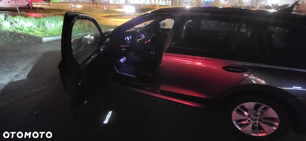 Skoda Octavia 1.5 TSI e-TEC DSG Sportline - 8