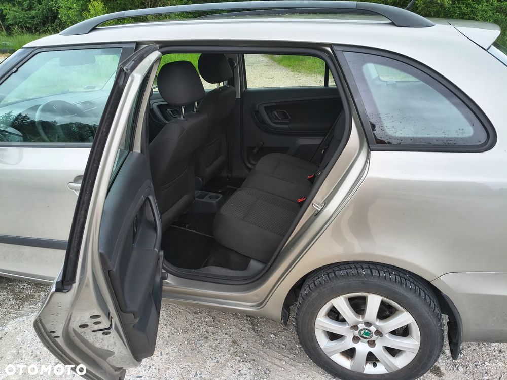Skoda Fabia 1.2 TSI Ambition - 6