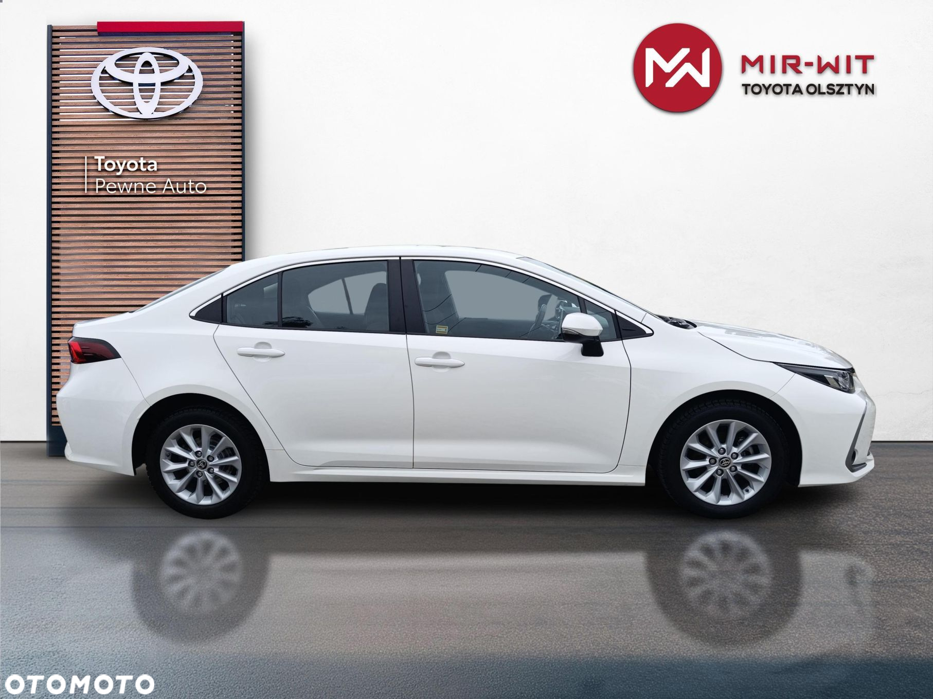 Toyota Corolla 1.8 Hybrid Comfort - 11