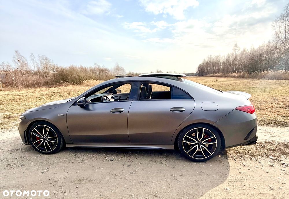 Mercedes-Benz CLA - 21