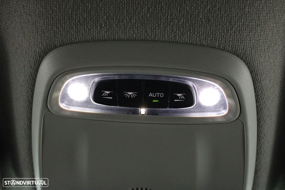 Volvo XC 40 1.5 T2 Momentum - 28