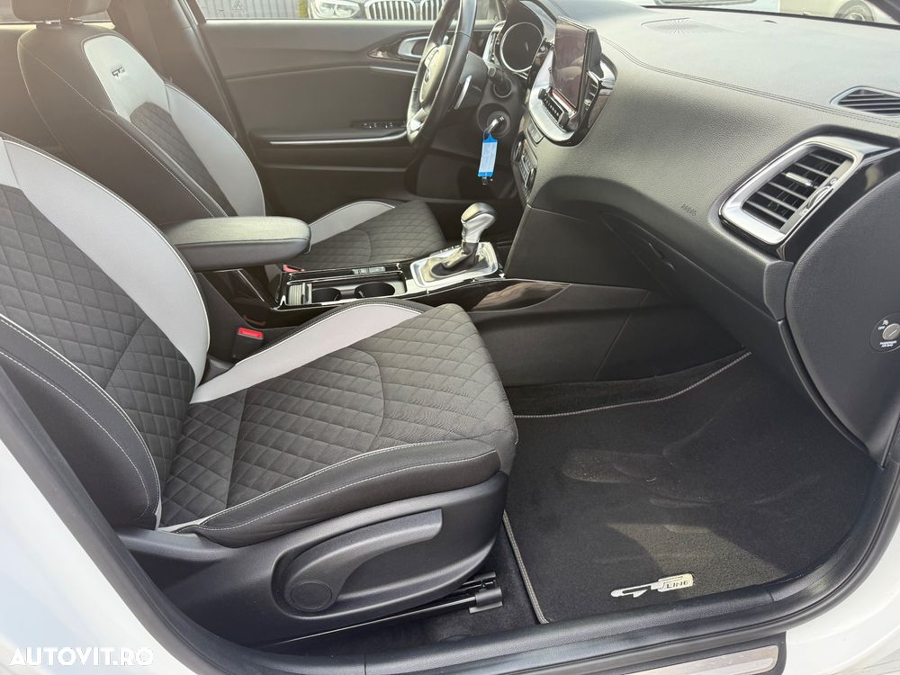 Kia Pro Ceed 1.4 T-GDI DCT7 OPF GT LINE - 20