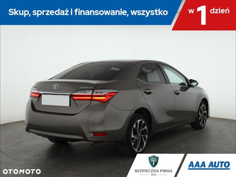 Toyota Corolla - 7