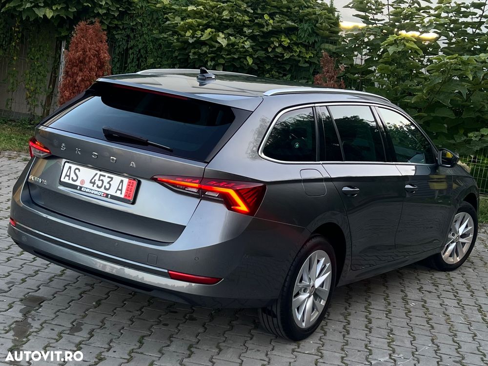 Skoda Octavia 2.0 TDI DSG Exclusive Plus - 4
