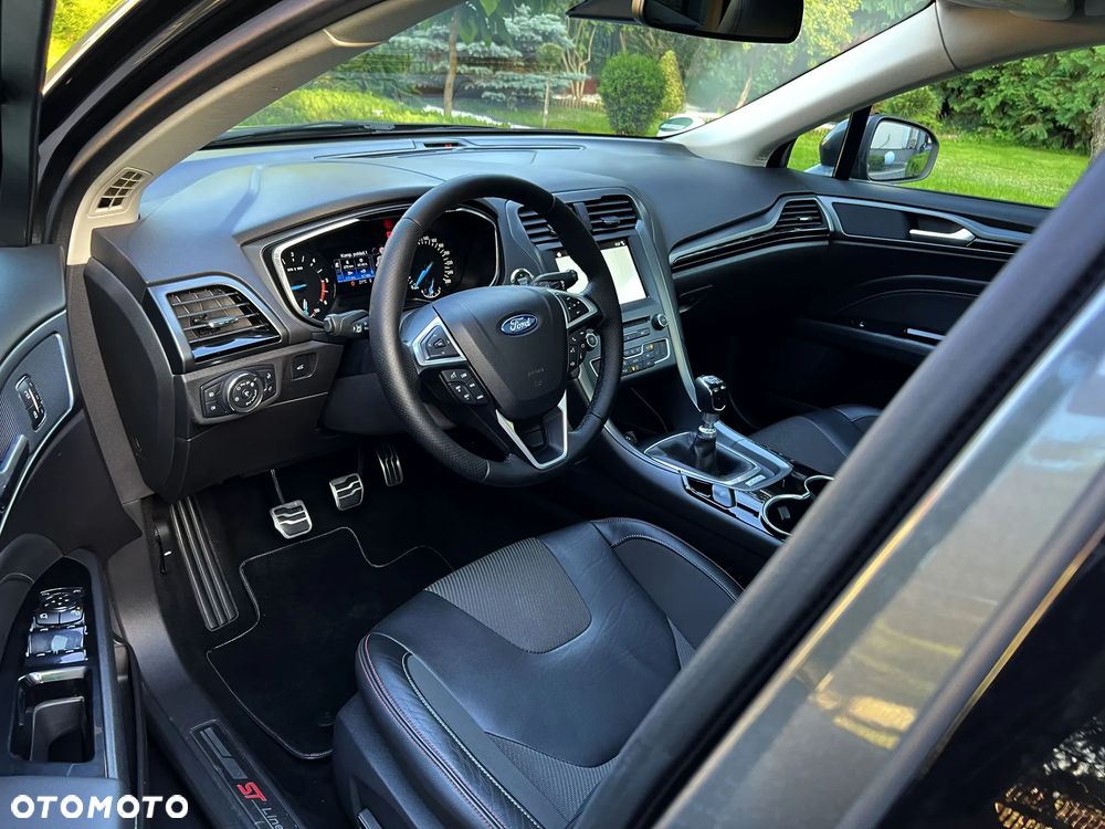 Ford Mondeo 2.0 TDCi STart-Stopp ST-Line - 20