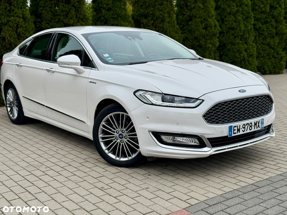 Ford Mondeo 2.0 Hybrid Vignale Plus - 19