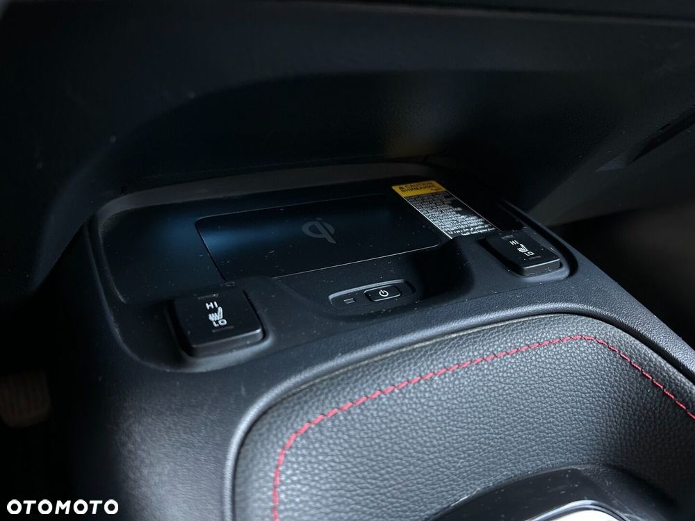 Toyota Corolla 1.8 Hybrid Selection - 18