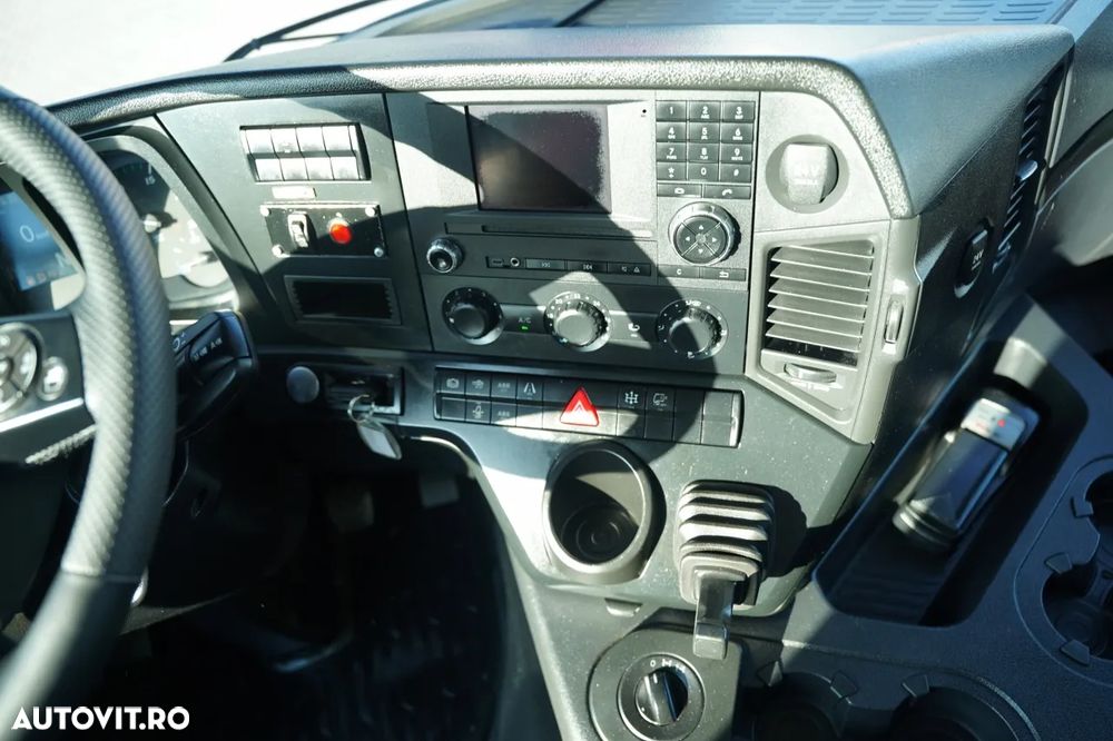 Mercedes-Benz AROCS 2636 / 6x4 / LIVRARE 7,6 M + HIAB 188 B-3 HDS / PODEA REZISTENTĂ / RADIOCOMANDĂ / ROTATOARE / FURCĂ PENTRU PALEȚI / EURO 6 - 32