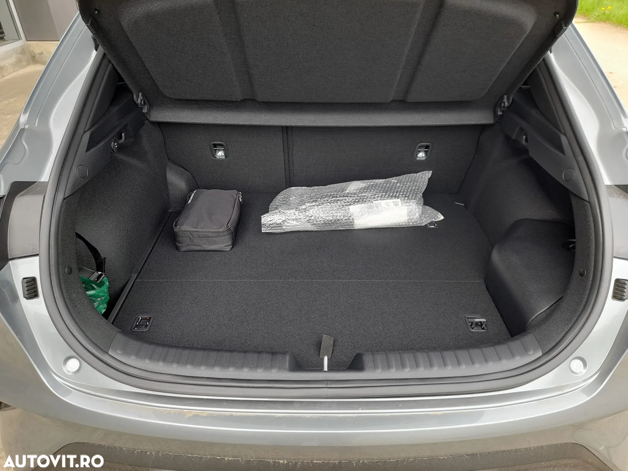 Kia XCeed 1.6 GDI 6DCT PHEV Vision - 6