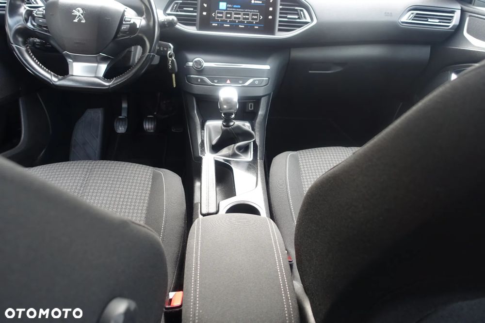 Peugeot 308 1.5 BlueHDi Active S&S - 31