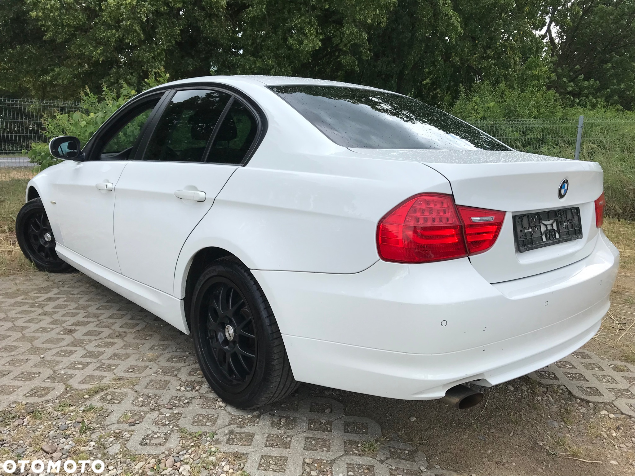 BMW Seria 3 318i - 5