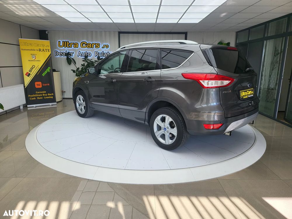 Ford Kuga 1.5 EcoBoost 2x4 Cool & Connect - 4