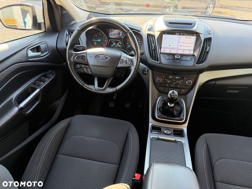 Ford Kuga 2.0 TDCi 4x2 Titanium - 12