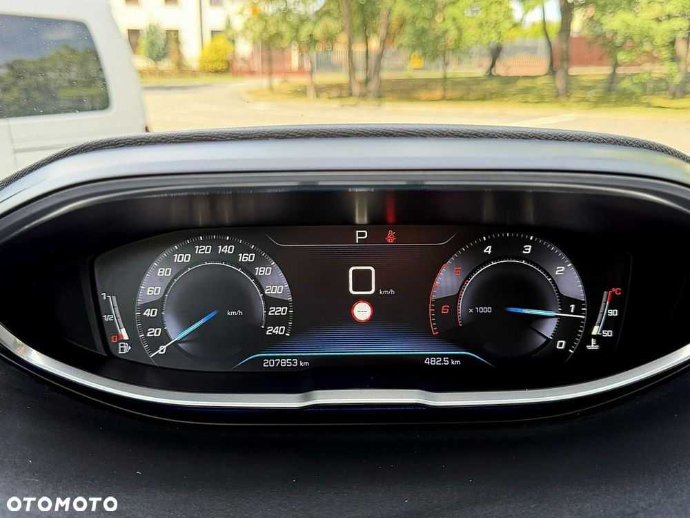 Peugeot 5008 - 21