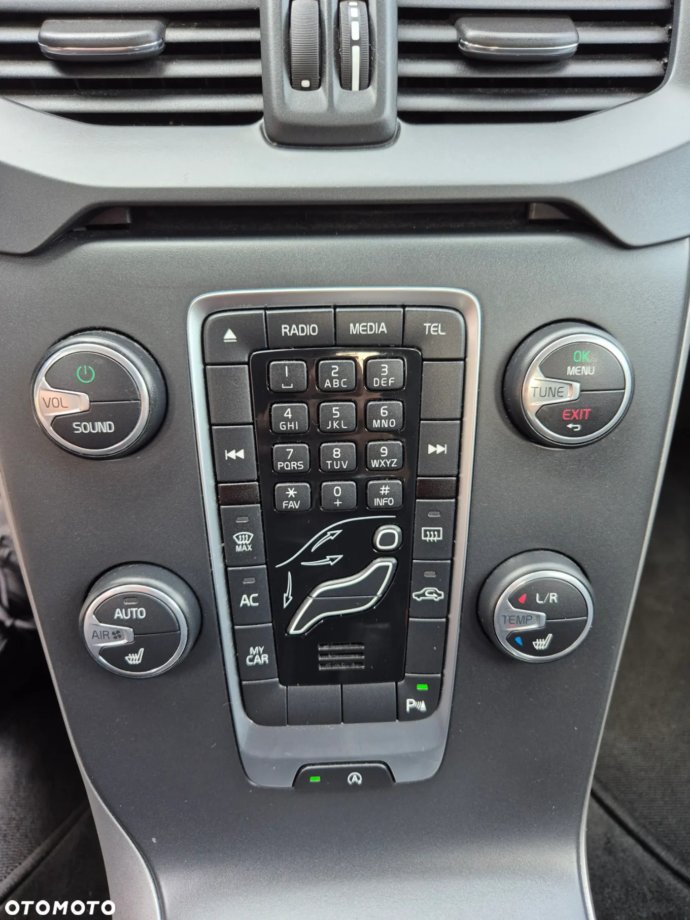 Volvo V40 D2 Momentum - 17