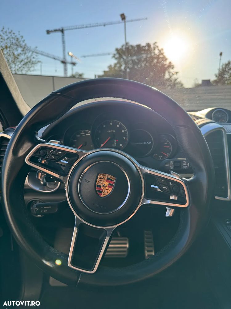 Porsche Cayenne 3.6 L GTS - 19