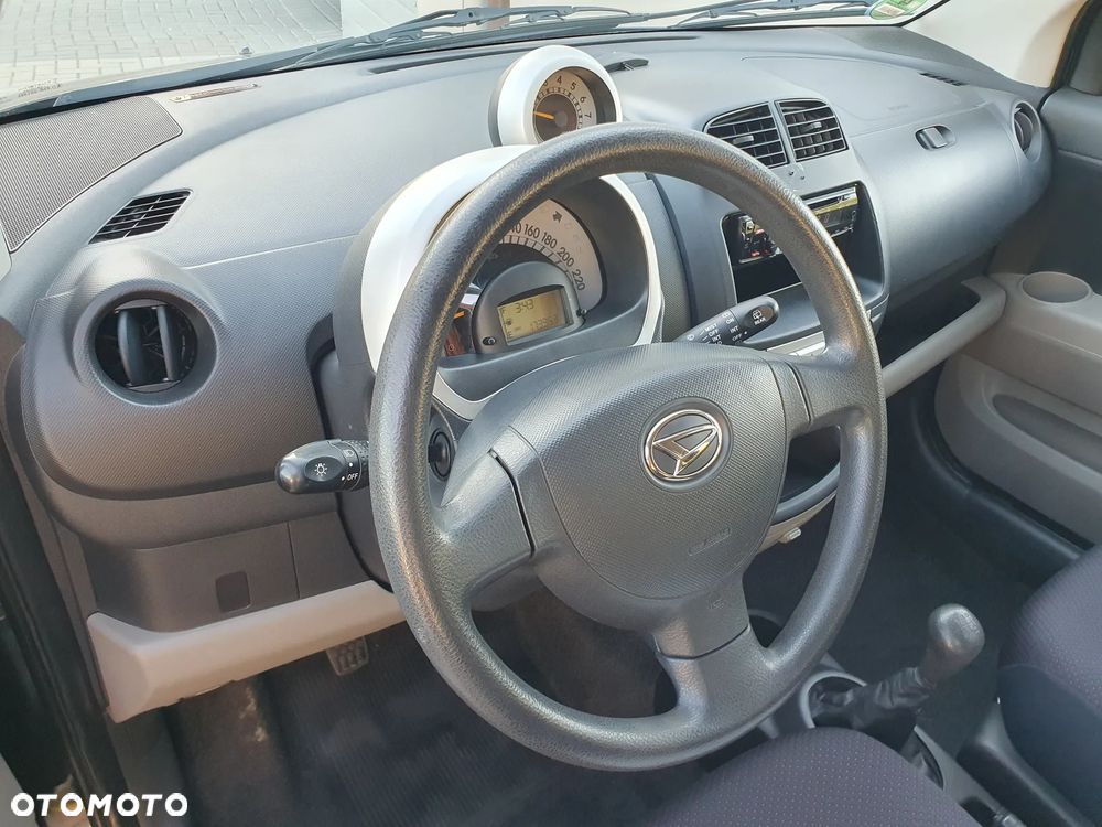 Daihatsu Sirion 1.3 - 21