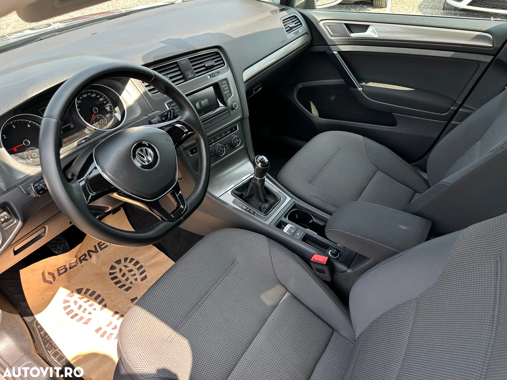 Volkswagen Golf 1.6 TDI 4Motion BlueMotion Technology Trendline - 9