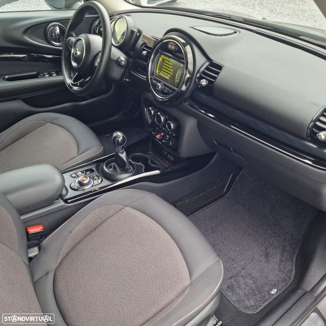 MINI Clubman - 24