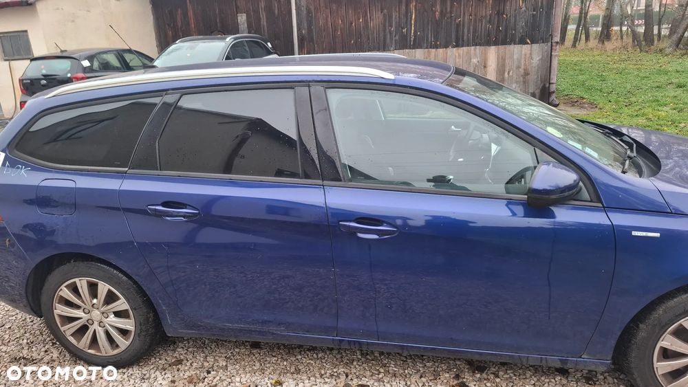 Peugeot 308 - 3