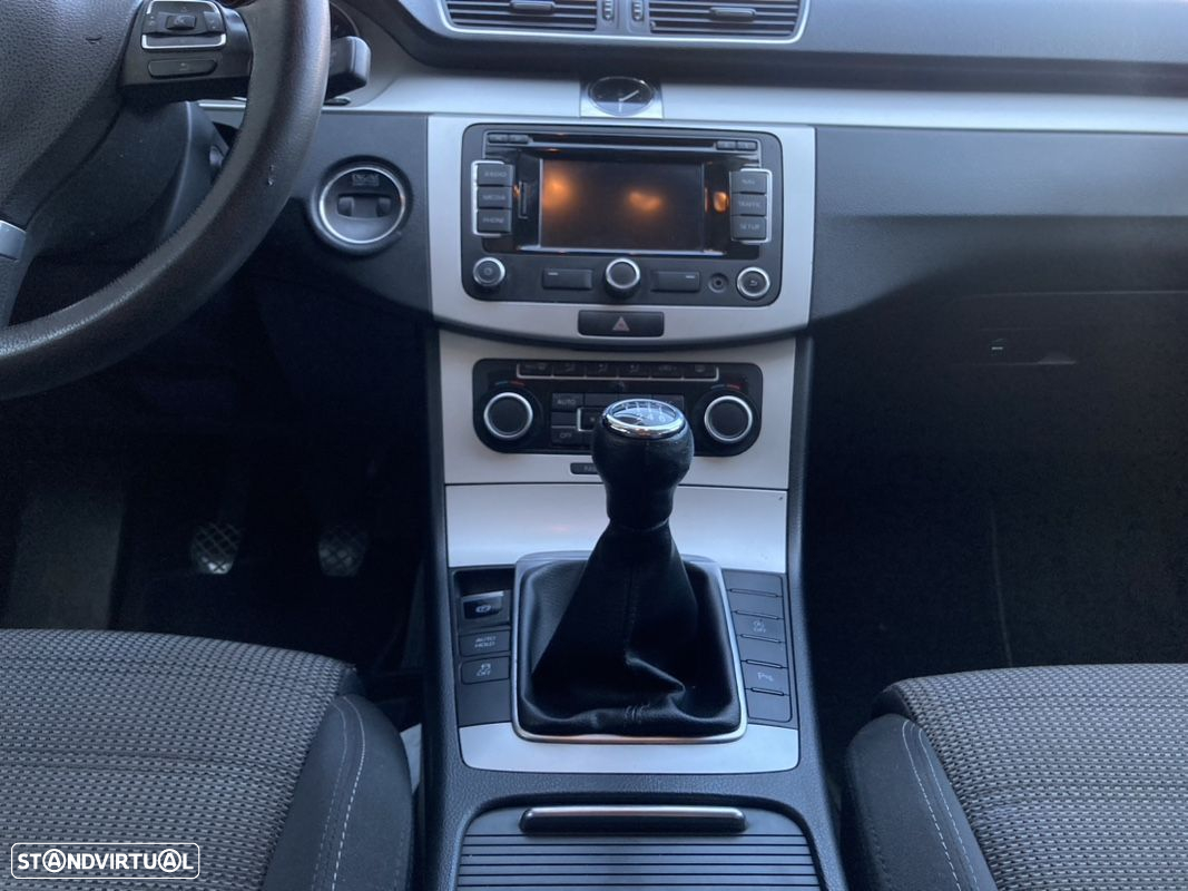 VW Passat CC 2.0 TDi BlueMotion - 12