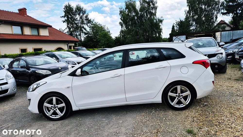 Hyundai i30 1.4 Intro Edition - 22