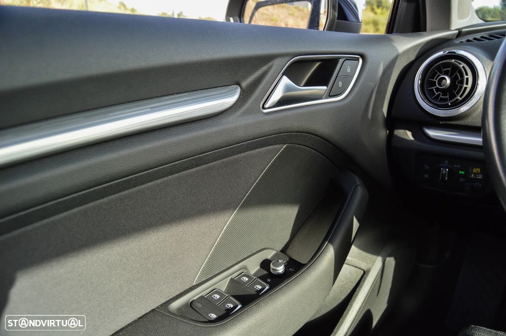 Audi A3 Sportback - 14