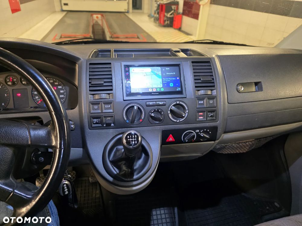 Volkswagen Caravelle L1 4Motion - 29