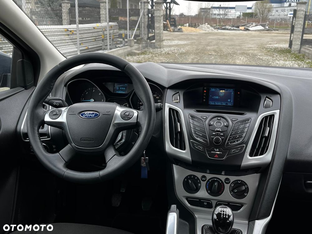 Ford Focus - 14