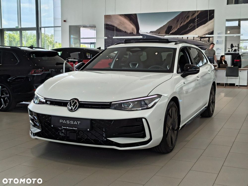 Volkswagen Passat Variant 2.0 TSI R-Line Plus DSG - 4