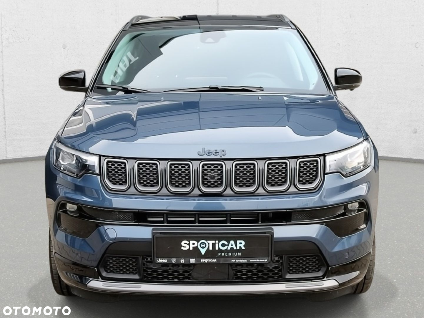 Jeep Compass - 2