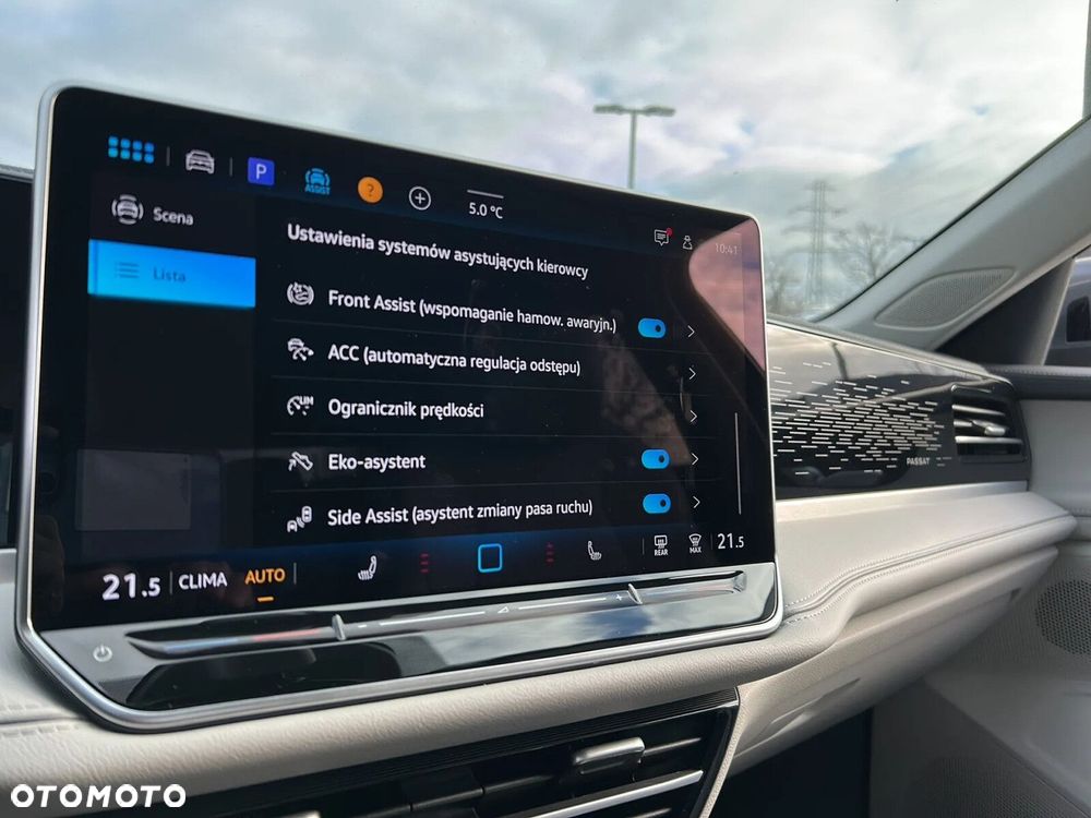 Volkswagen Passat Variant - 21