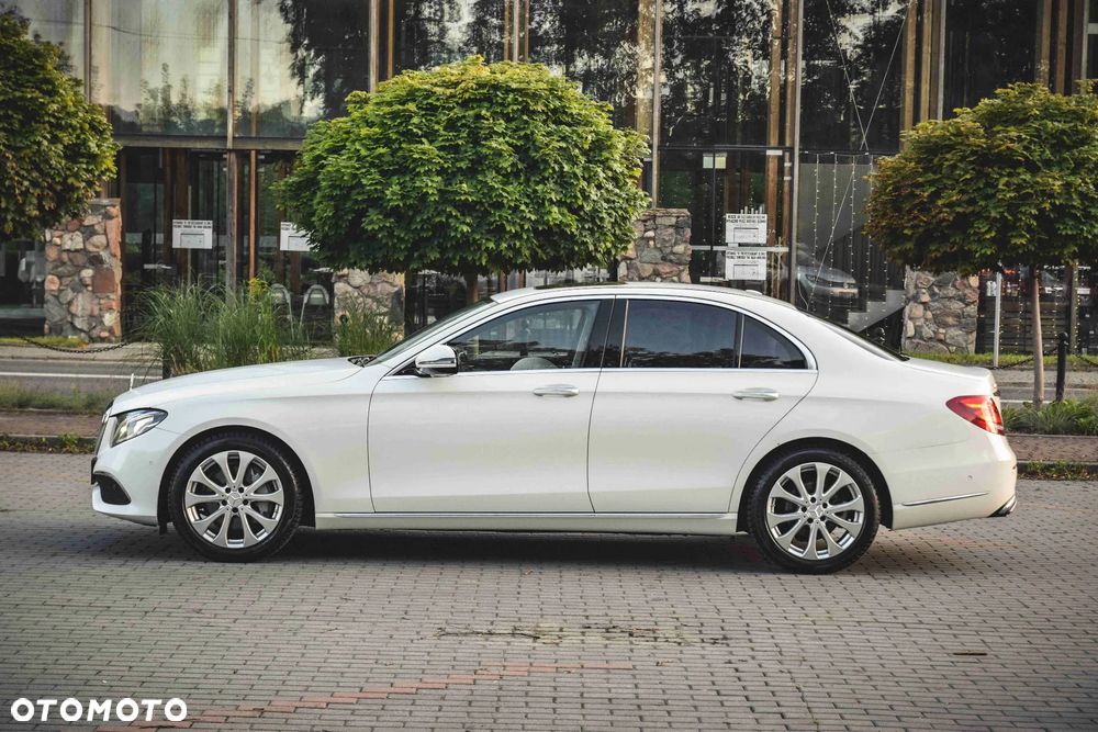 Mercedes-Benz Klasa E 300 9G-TRONIC Avantgarde - 10
