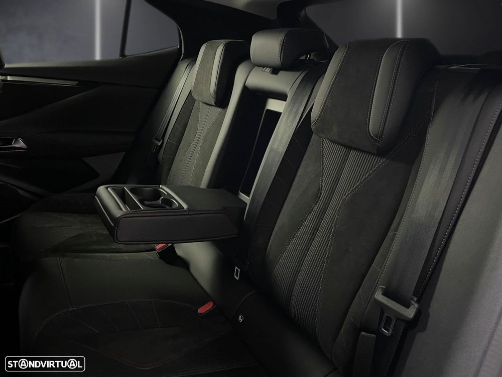 DS DS4 1.2 PureTech Performance Line EAT8 - 28