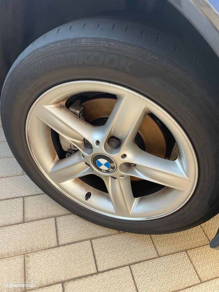BMW 320 d Touring - 18
