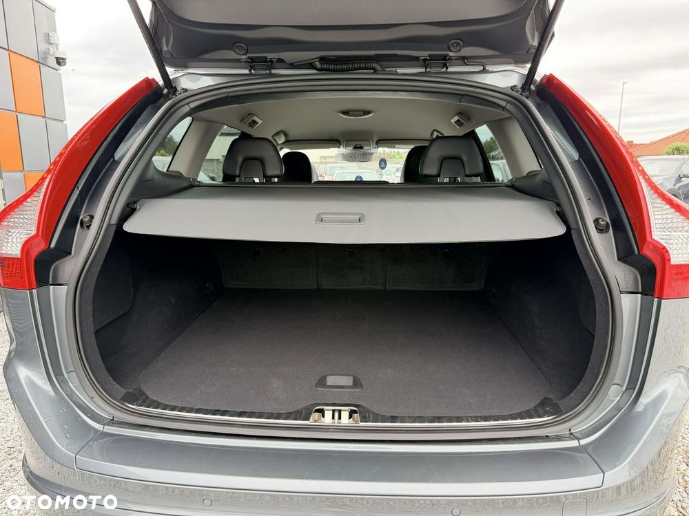 Volvo XC 60 D4 Geartronic Summum - 13
