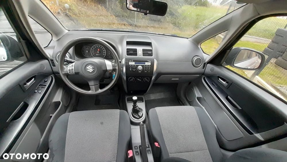 Suzuki SX4 1.9 DDiS 4WD GS / Premium - 11