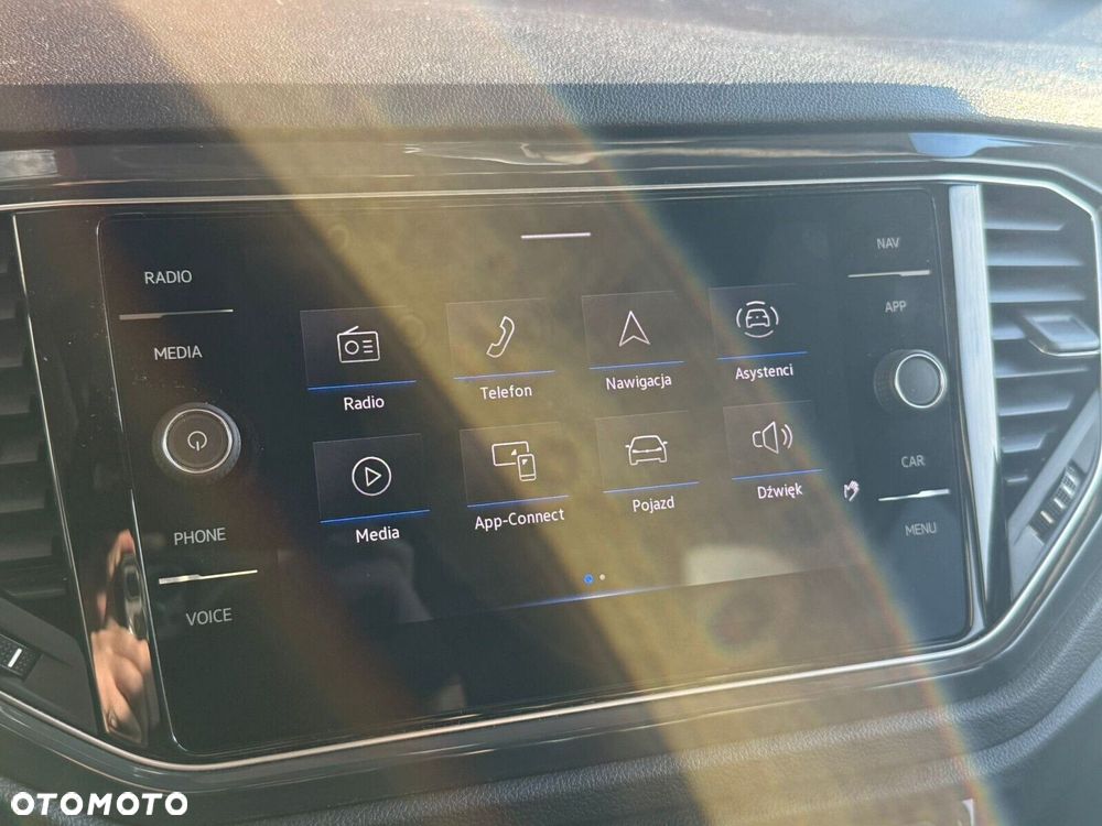 Volkswagen T-Roc - 25