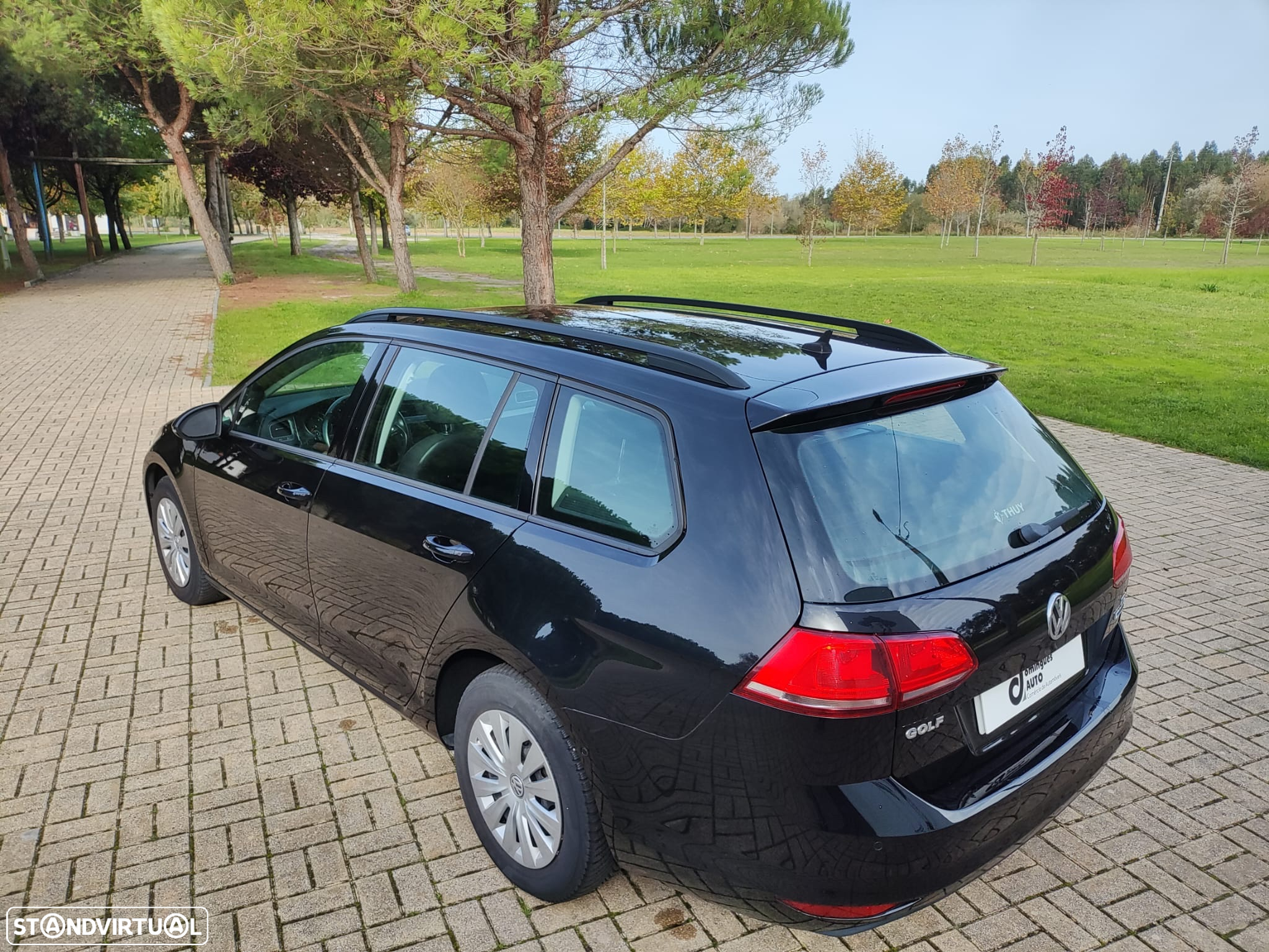 VW Golf Variant 1.6 TDi Trendline - 14