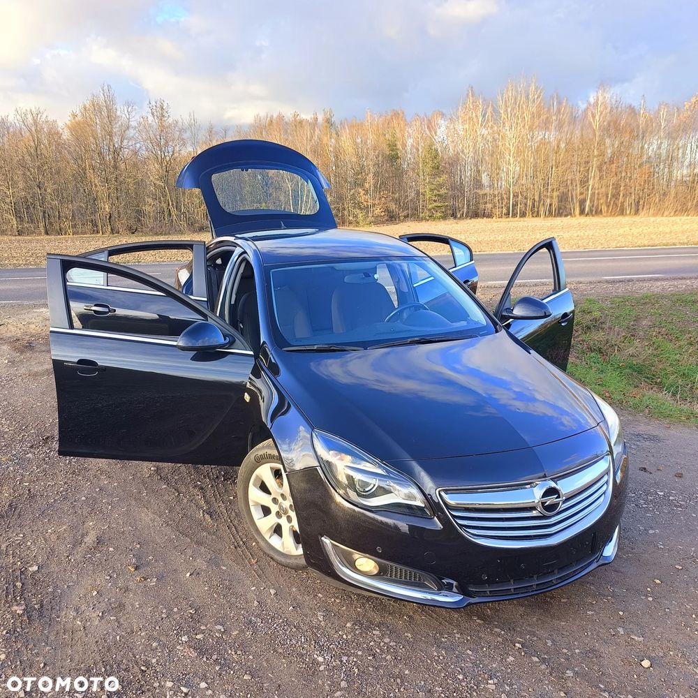 Opel Insignia - 25