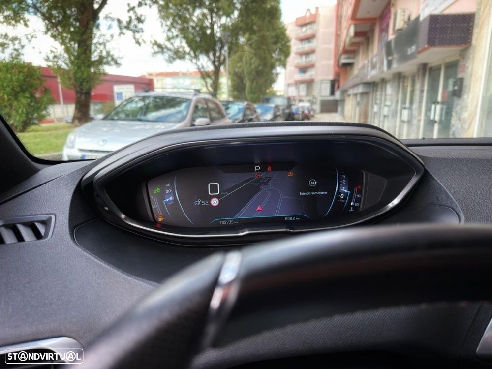 Peugeot 3008 2.0 BlueHDi GT EAT6 - 26