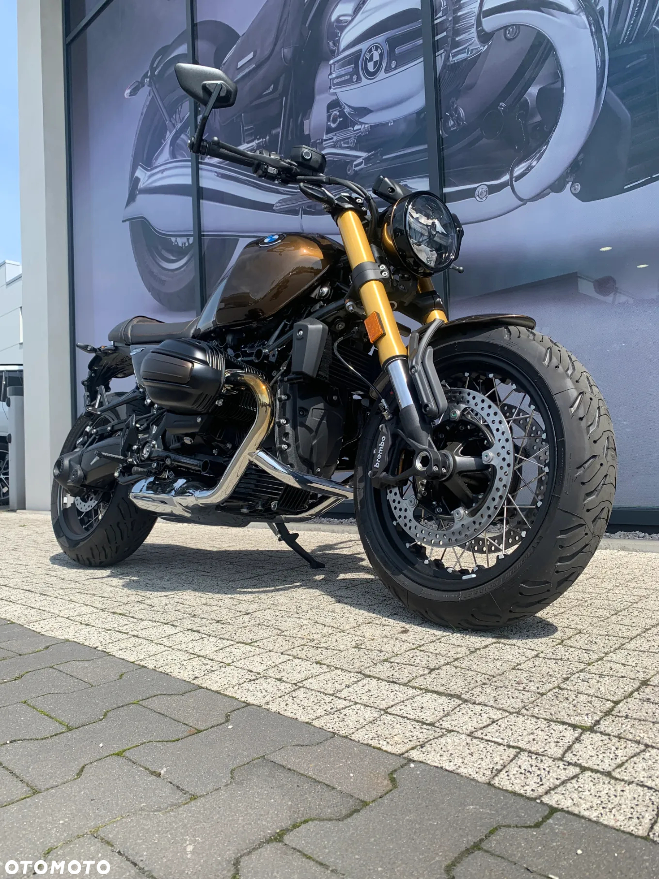 BMW R - 12