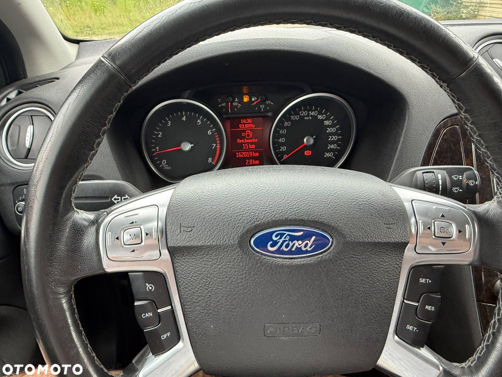 Ford Mondeo 2.0 Ghia - 7