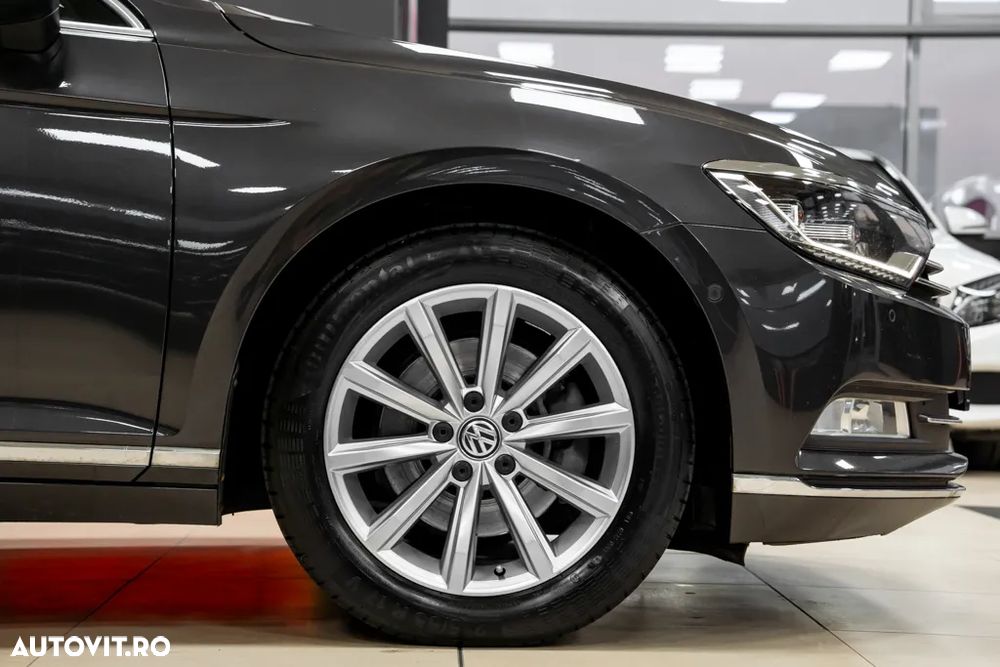 Volkswagen Passat Variant 2.0 TDI DSG R Executive - 19