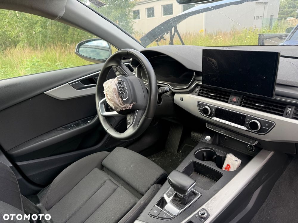 Audi A4 Avant 40 TDI S tronic S line - 14