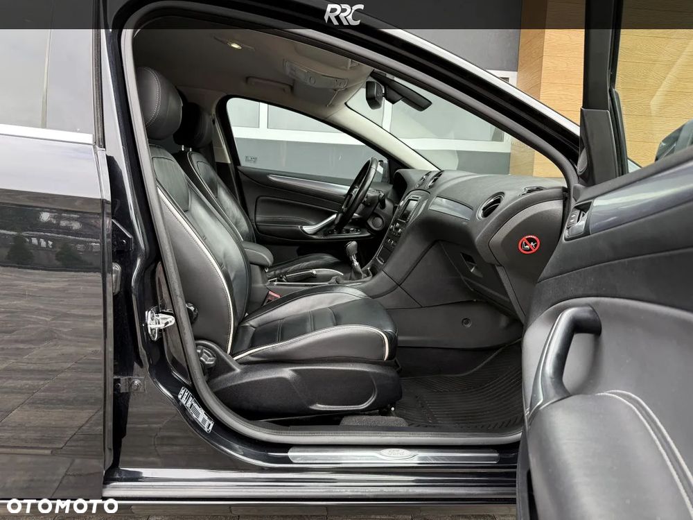 Ford Mondeo 2.0 TDCI Titanium - 23