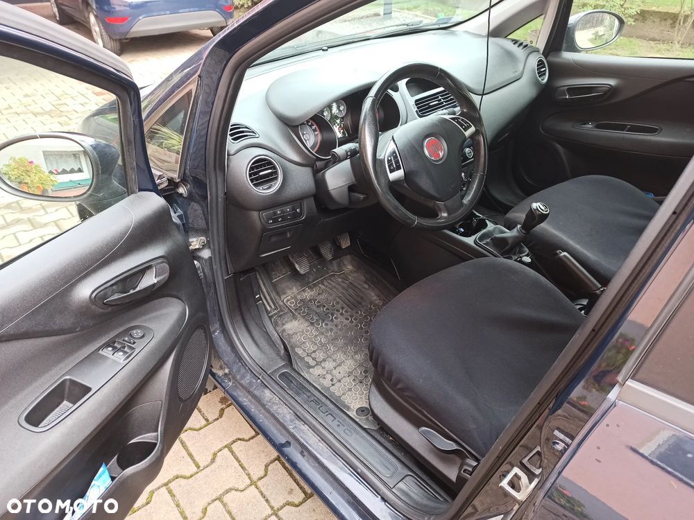 Fiat Punto 2012 - 18